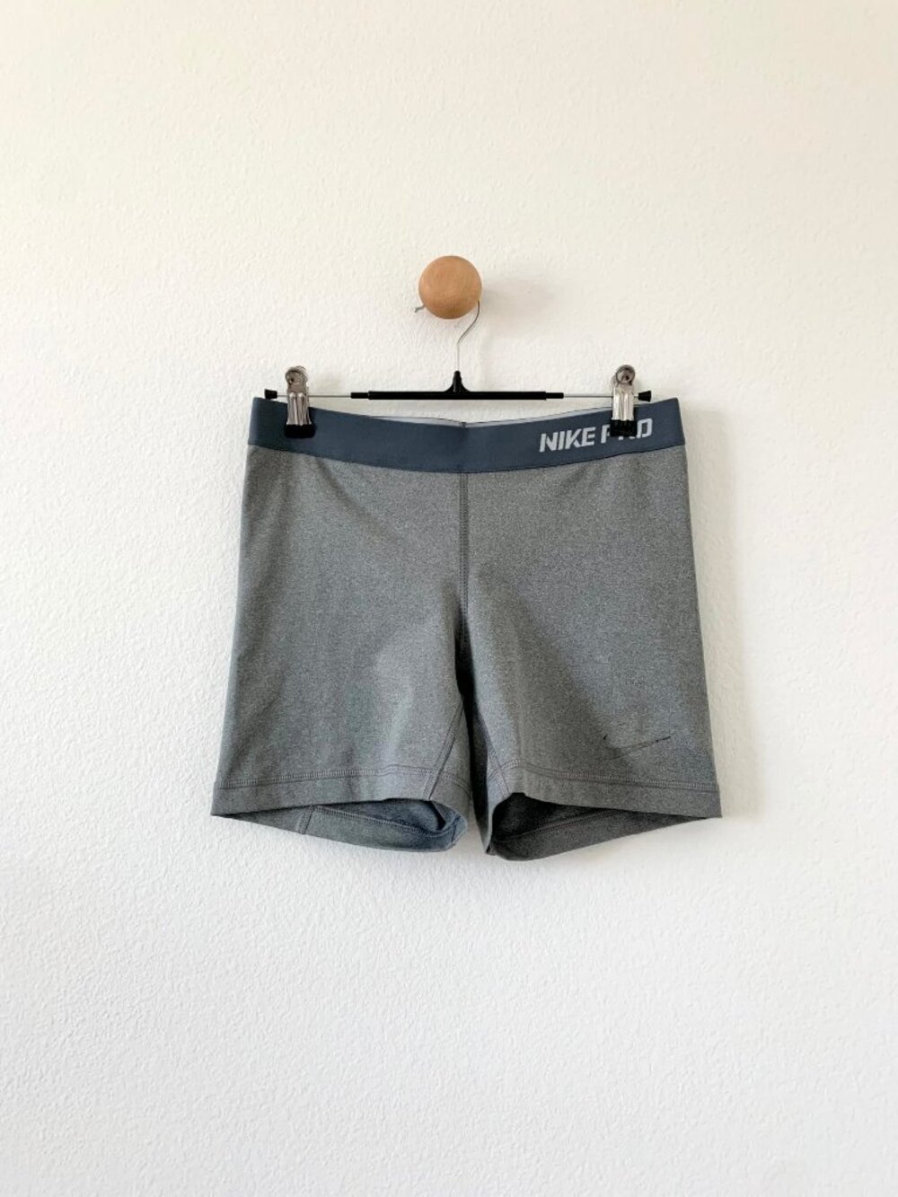 Nike Pro Dri-Fit Gray Athletic Biker Shorts US Medium